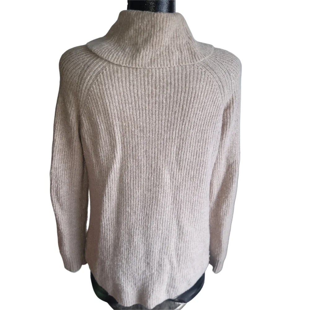 Tahari Cream Merino Wool Blend Turtleneck Sweater Size S - Picture 6 of 7